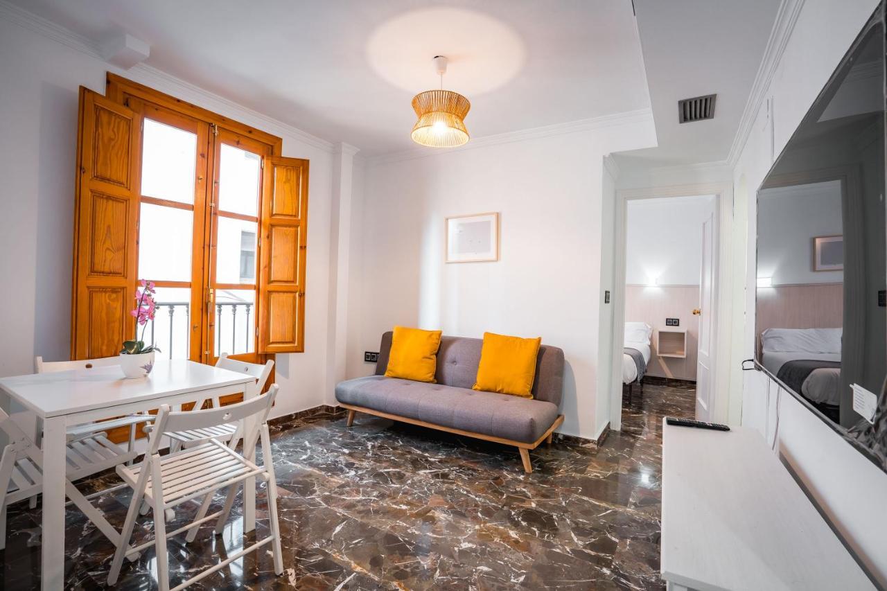 Qh Ayuntamiento Apartment Granada Bagian luar foto