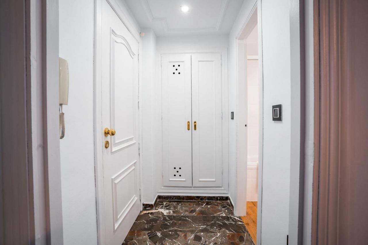 Qh Ayuntamiento Apartment Granada Bagian luar foto