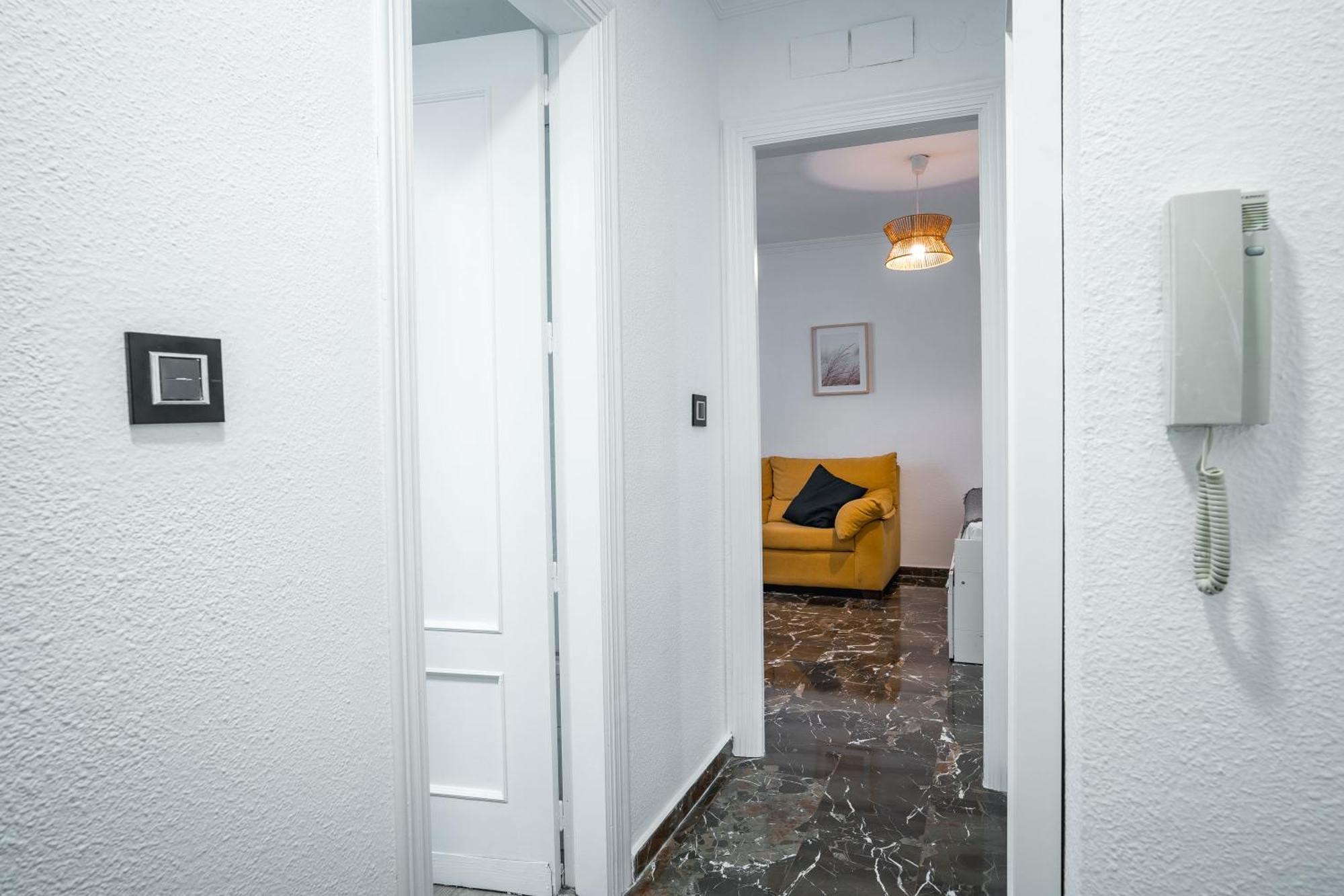 Qh Ayuntamiento Apartment Granada Bagian luar foto