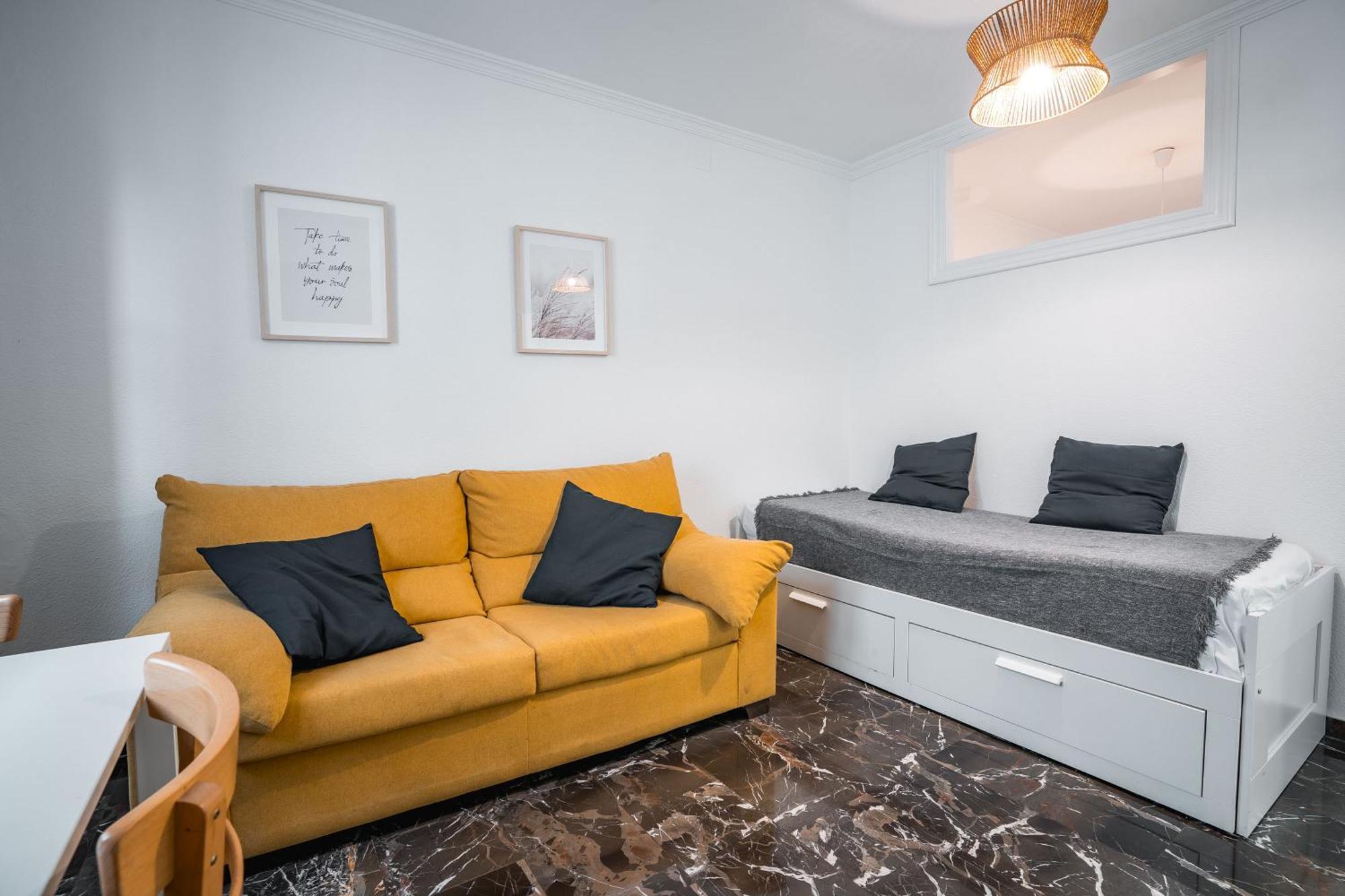 Qh Ayuntamiento Apartment Granada Bagian luar foto