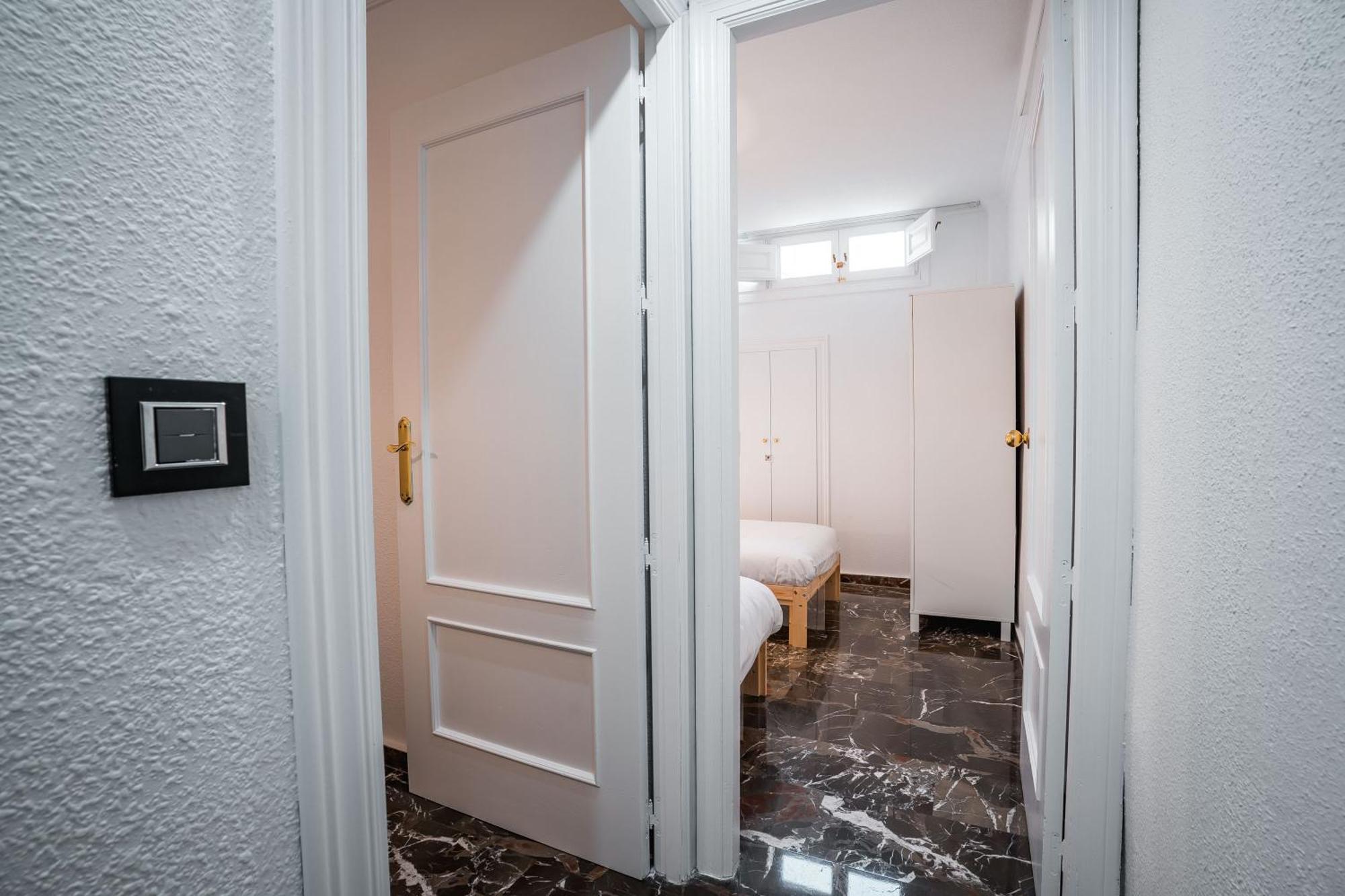 Qh Ayuntamiento Apartment Granada Bagian luar foto