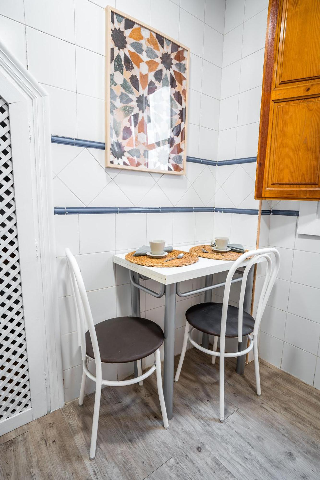 Qh Ayuntamiento Apartment Granada Bagian luar foto